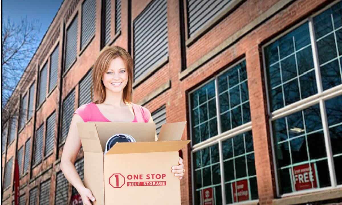 One Stop Self Storage facility in Chicago, Illinois